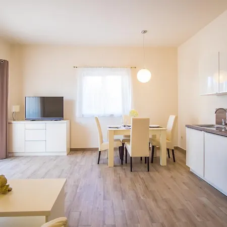 Valdesara Apartment Malinska Exterior foto